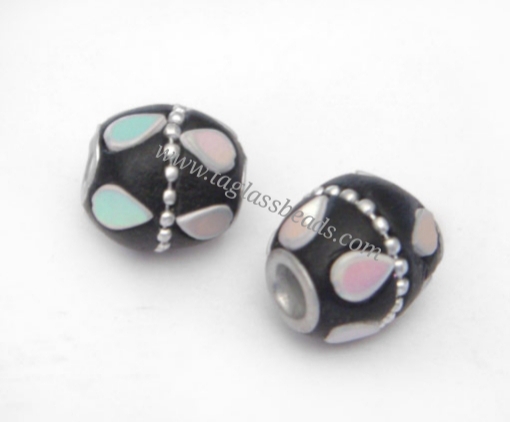 SILVER FOIL MIX STYLE GLASS BEADS