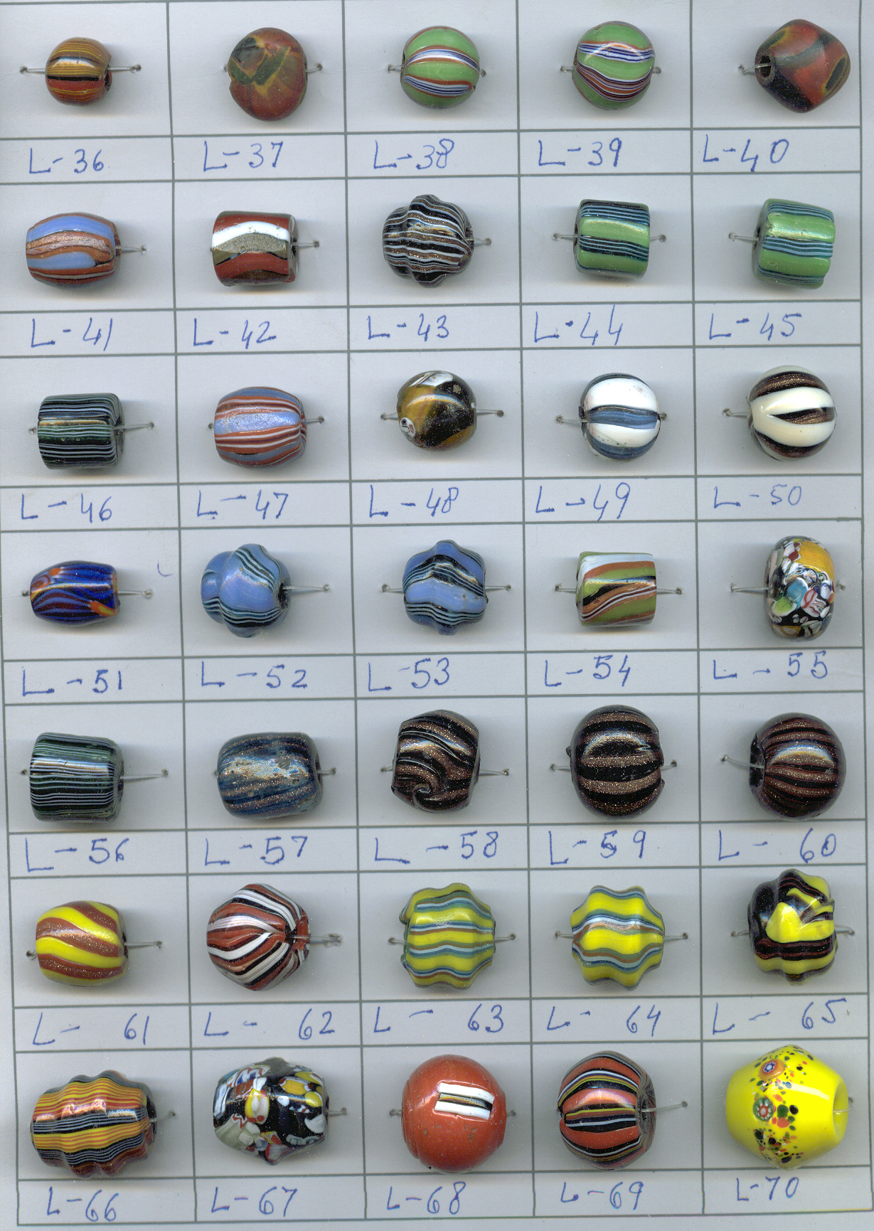 NORMAL PLAIN GLASS BEADS