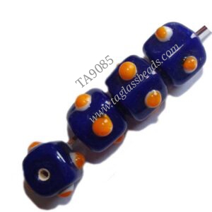 DOTED BEADS