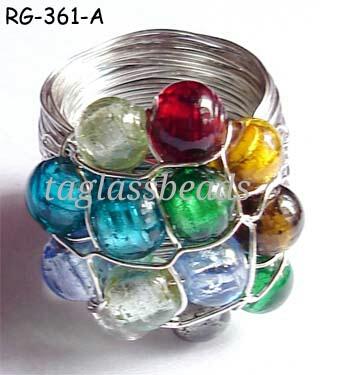 GLASS FINGER RING