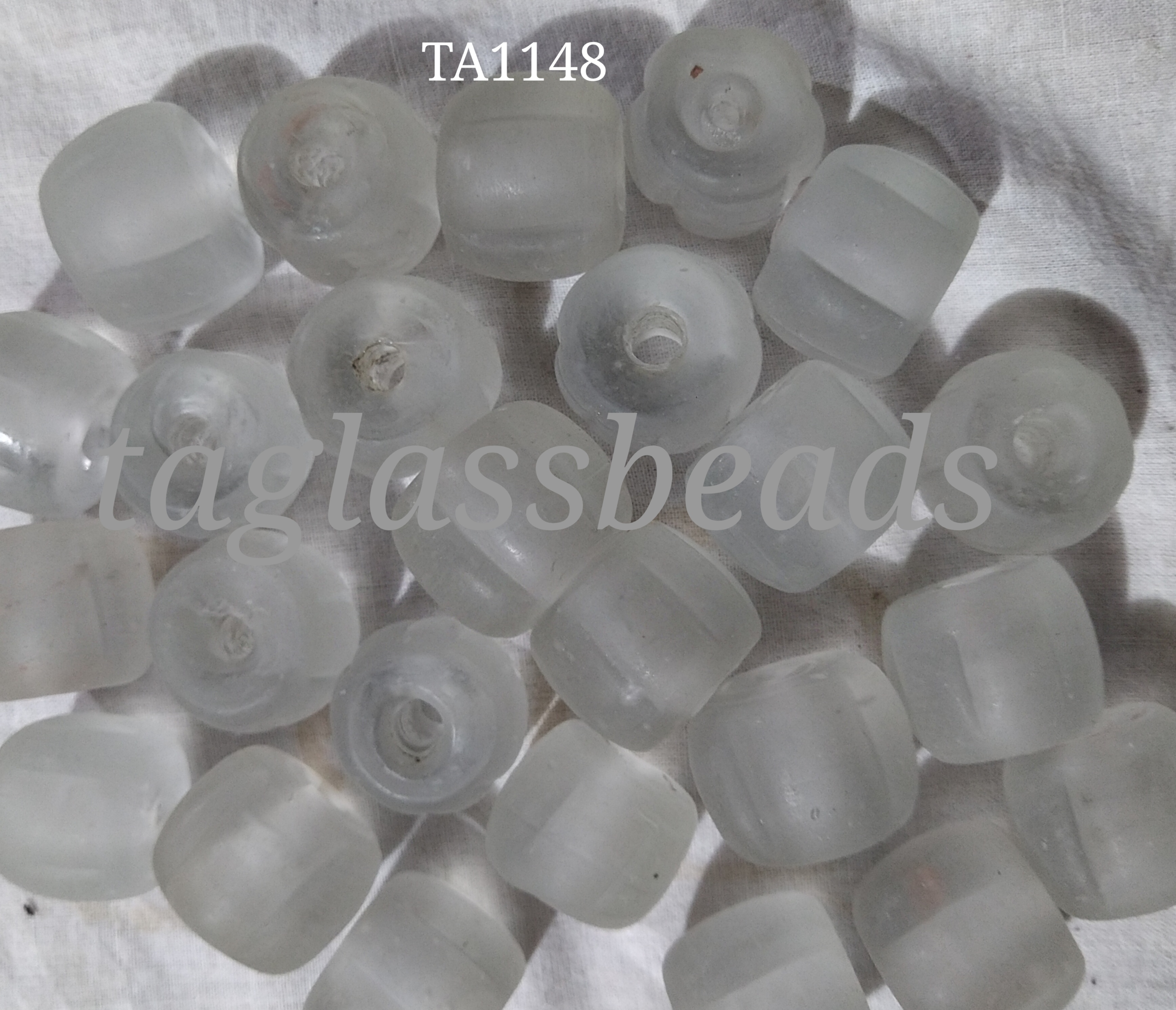 FROSTED MIX BEADS