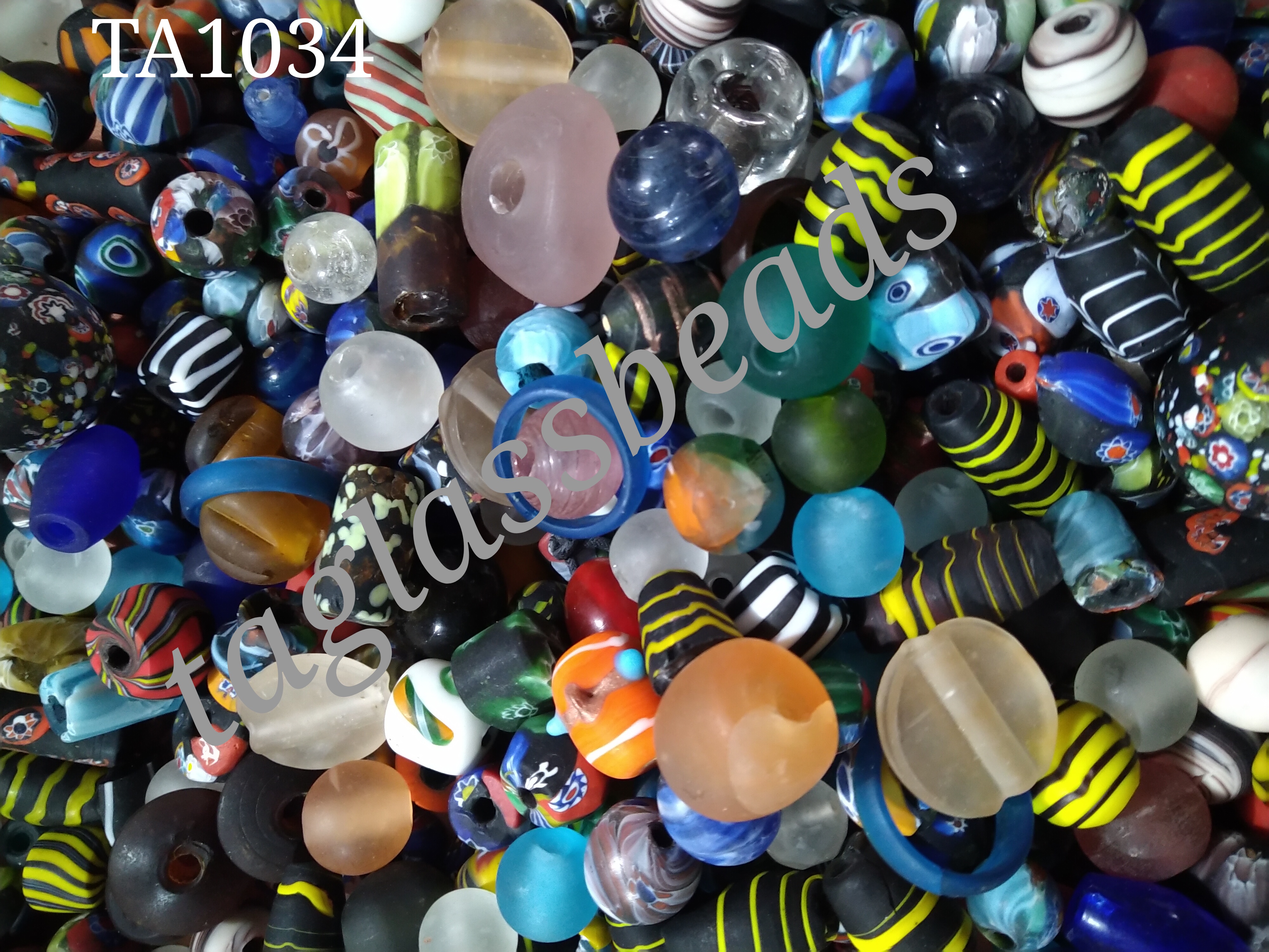 FROSTED MIX BEADS