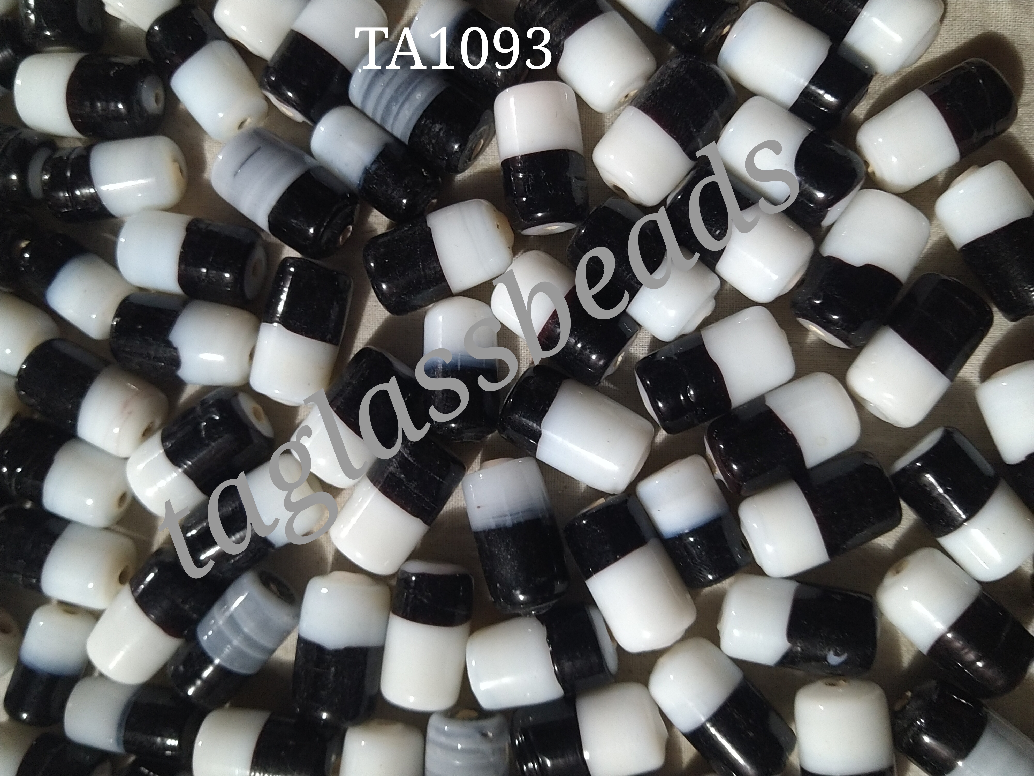 FROSTED MIX BEADS