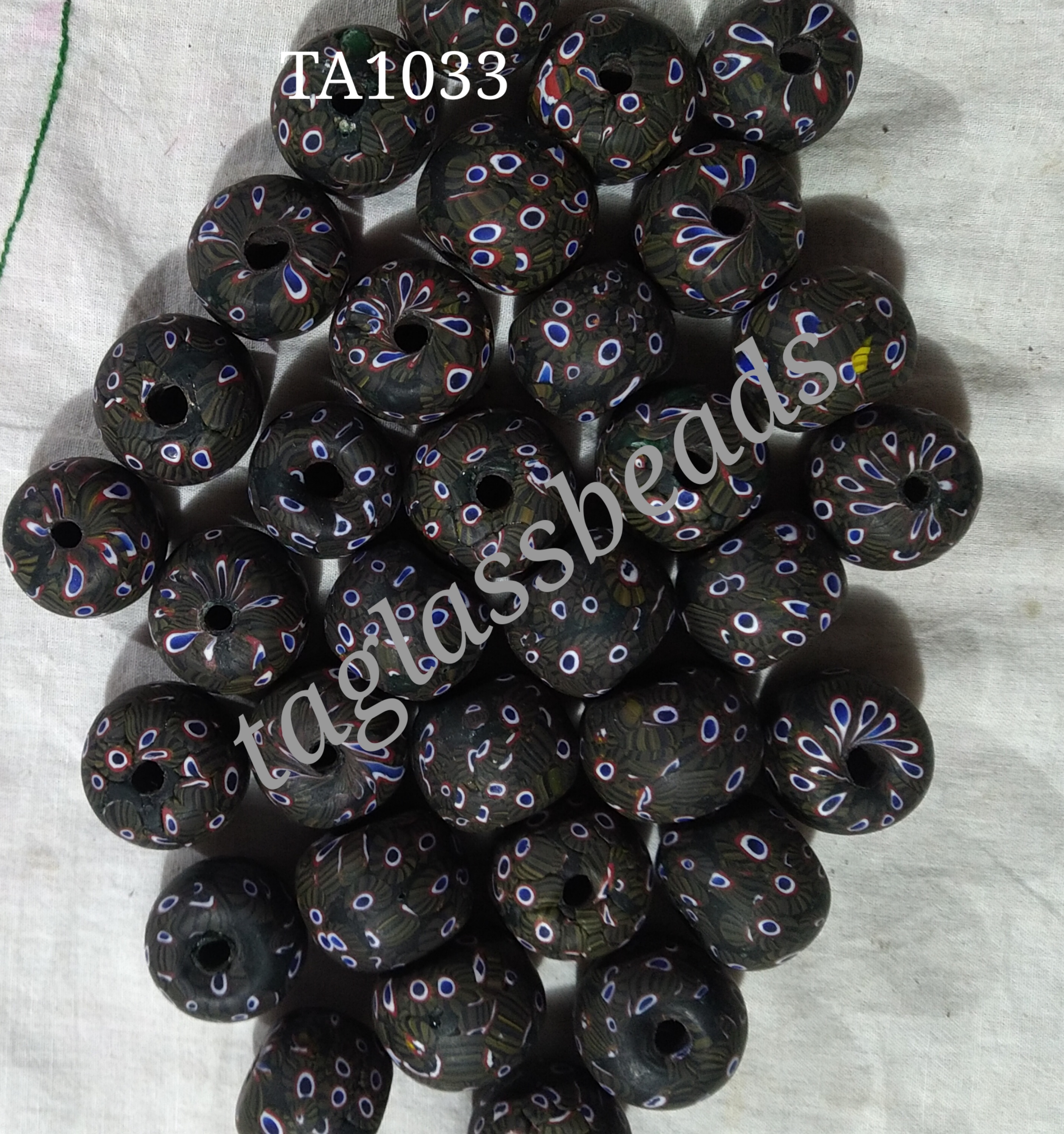 FROSTED MIX BEADS