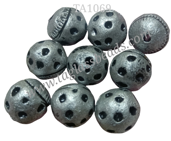 CLAY BEADS