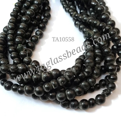 GLASS BEADS STRAND