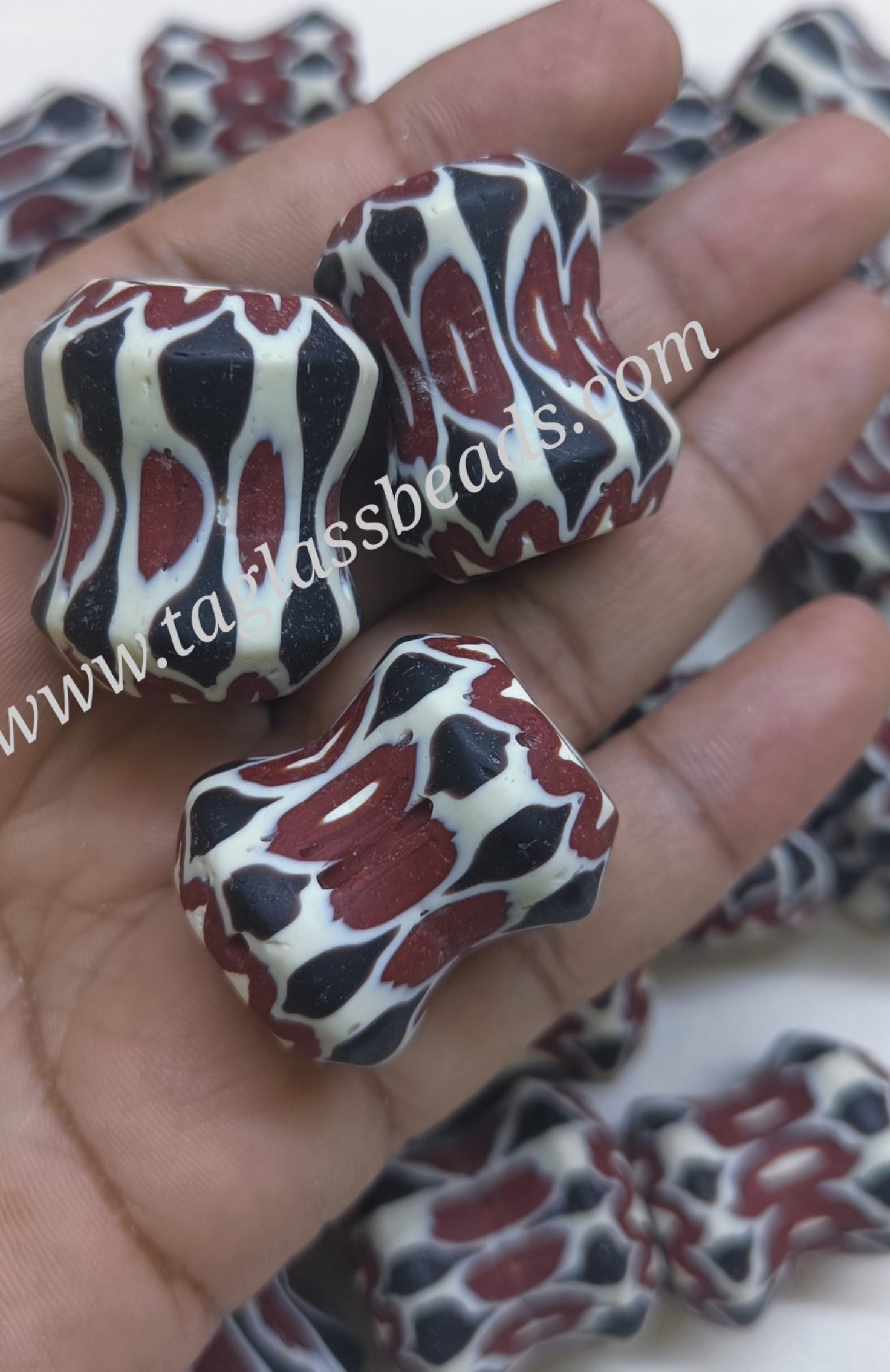 CHEVRON BEADS